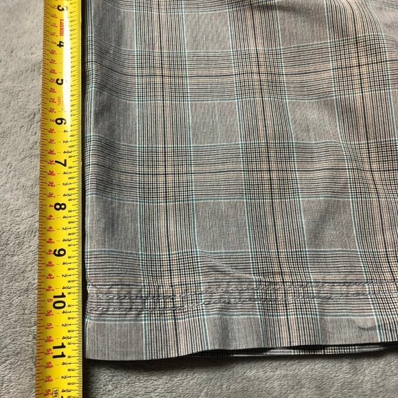 Guess Grey, Black & Blue Long Shorts Size 38 - Picture 8 of 10